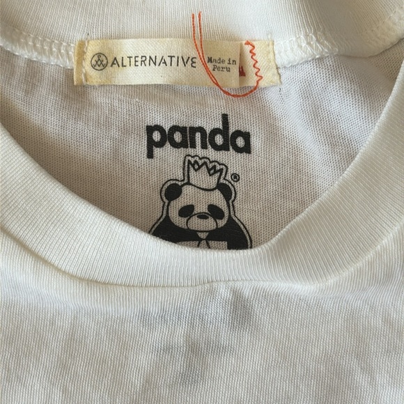 Alternative Apparel Panda Rhand t-shirt - Picture 2 of 3